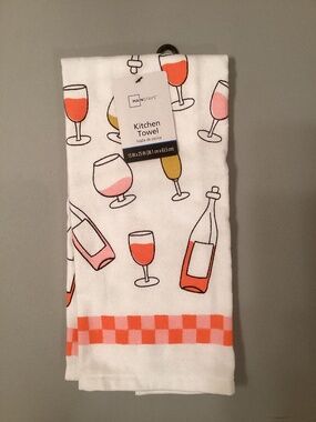 Main Stays Wine kitchen towel